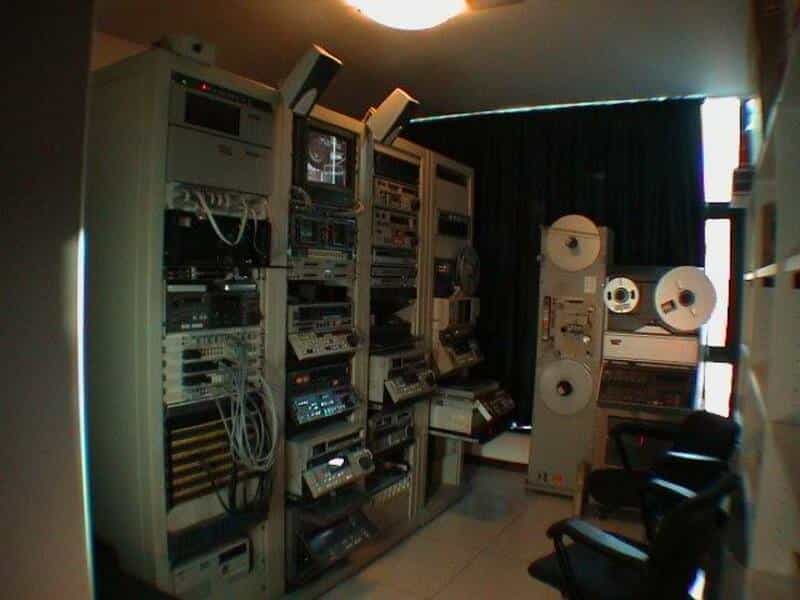 Recovery of video archives by Italian commercial TVs and Radios.