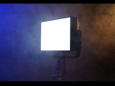 Aputure lancio di NOVA P300C, LED RGBWW da 300W